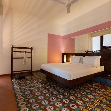 פונדיצ'רי Villa Shanti - Heritage Hotel For Foodies מראה חיצוני תמונה